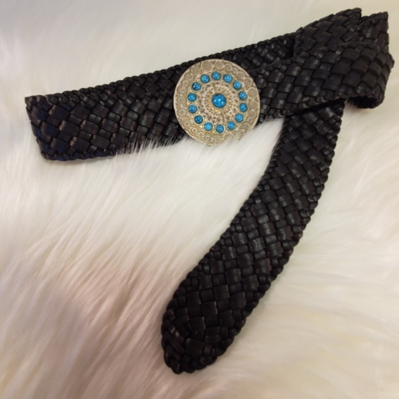 Trendy brown leather belt with beautiful buckle - Picture 4 of 6